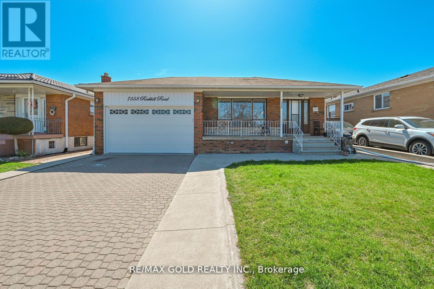 7558 ROCKHILL ROAD|Mississauga (Malton), Ontario L4T2Z7