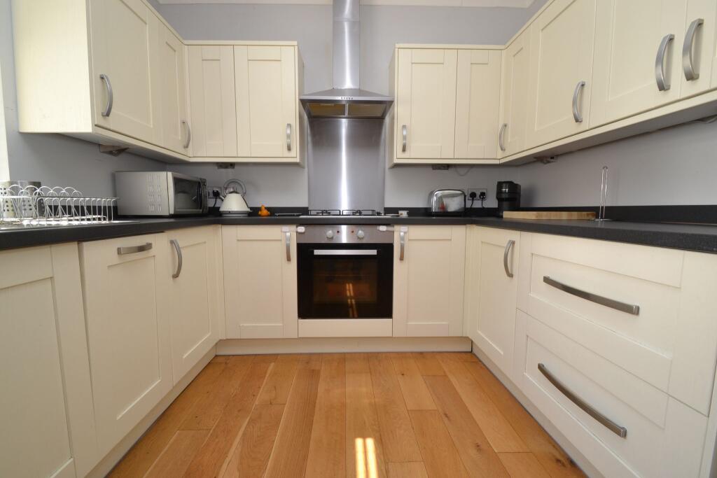 Additional image 4 of Thackley Old Road, Windhill,