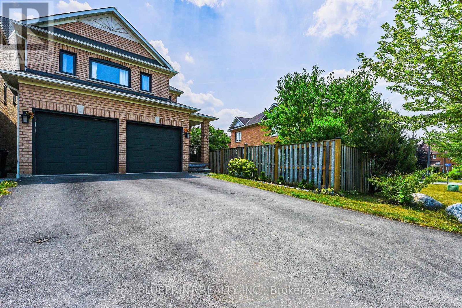 812 KNOTTY PINE GROVE|Mississauga (Meadowvale Village), Ontario L5W1K2