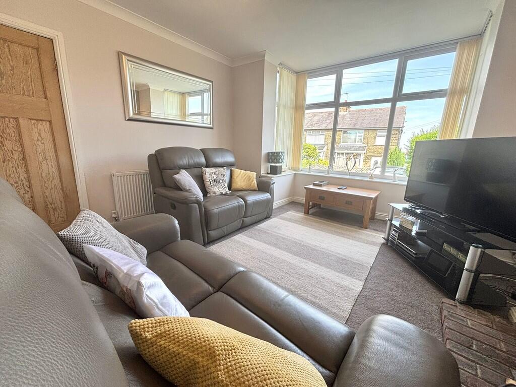 Additional image 8 of Fieldway, Clayton, Bradford