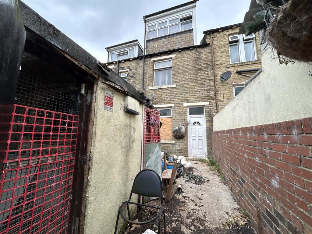 Additional image 2 of Newlands Place, Bradford, West Yorkshire