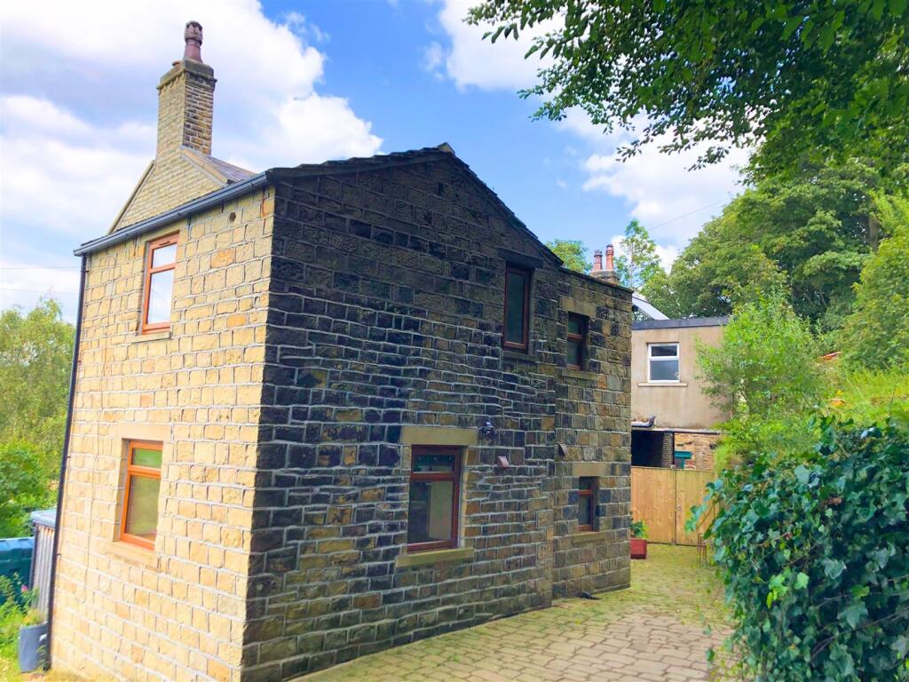 Property image for Hardgate Lane, Cross Roads, Keighley, BD21 5PS
