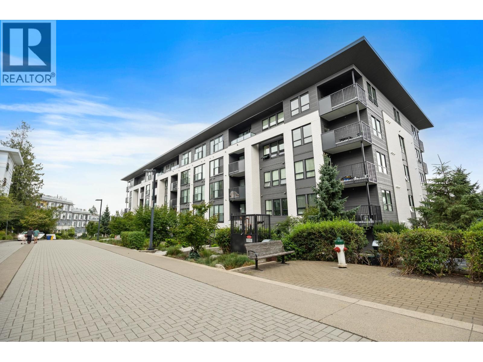 104 9228 SLOPES MEWS|Burnaby, British Columbia V5A0E9