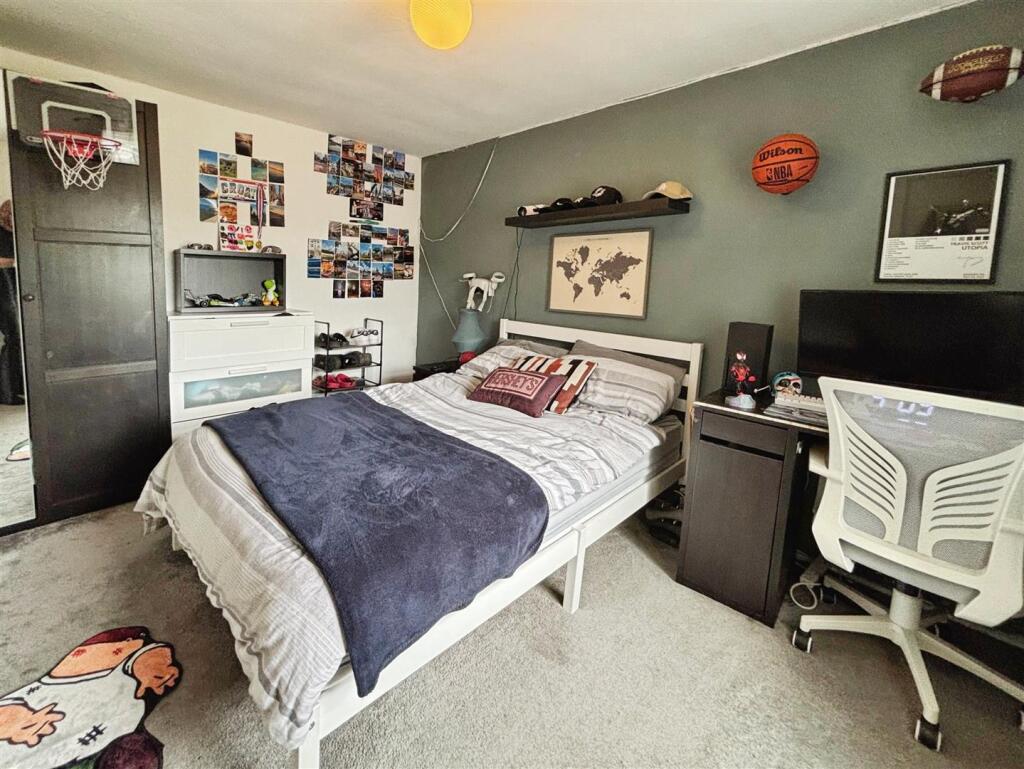 Additional image 10 of High Fernley Court, Wyke, Bradford, BD12 8AN