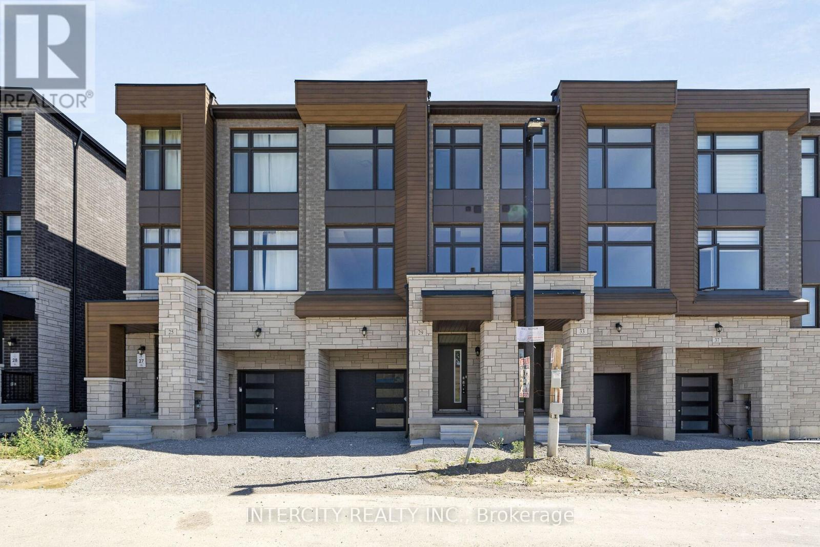 Property image for 29 DRAINIE STREET|Vaughan (Elder Mills), Ontario L4H5J3
