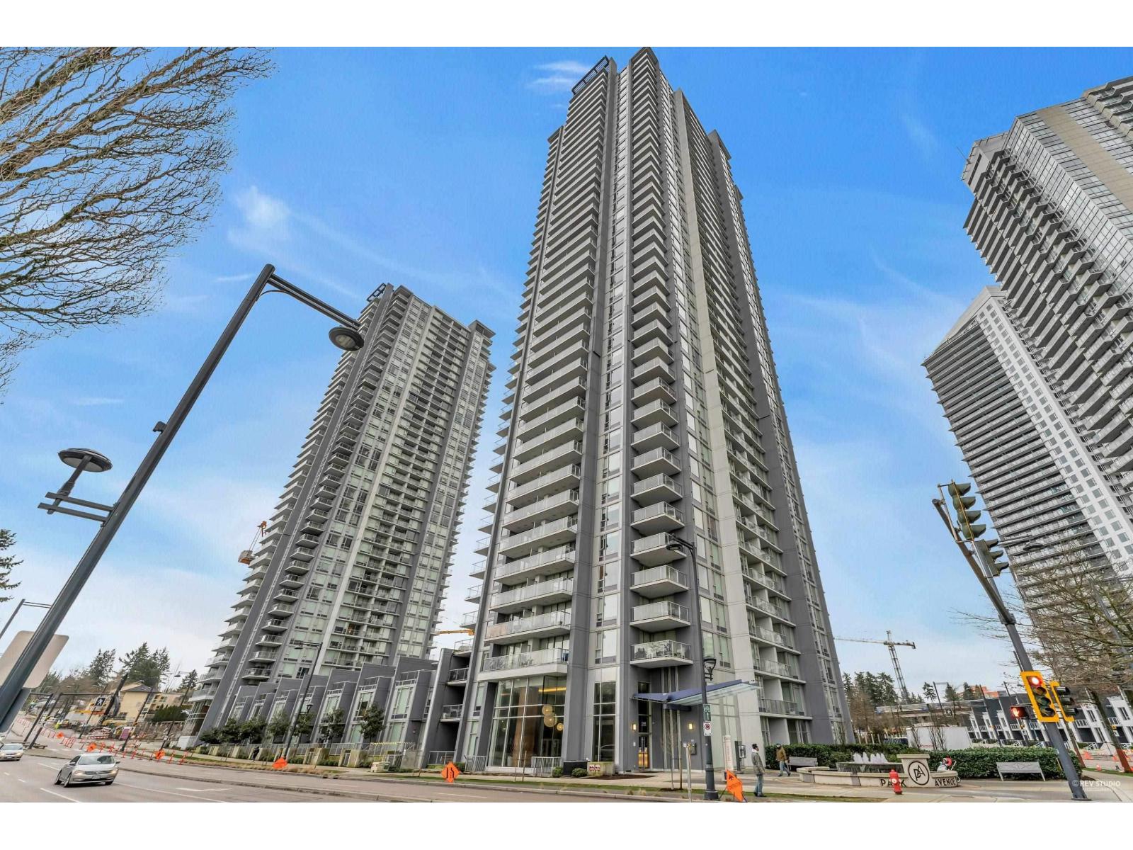 3012 13696 100 AVENUE|Surrey, British Columbia V3T0L5