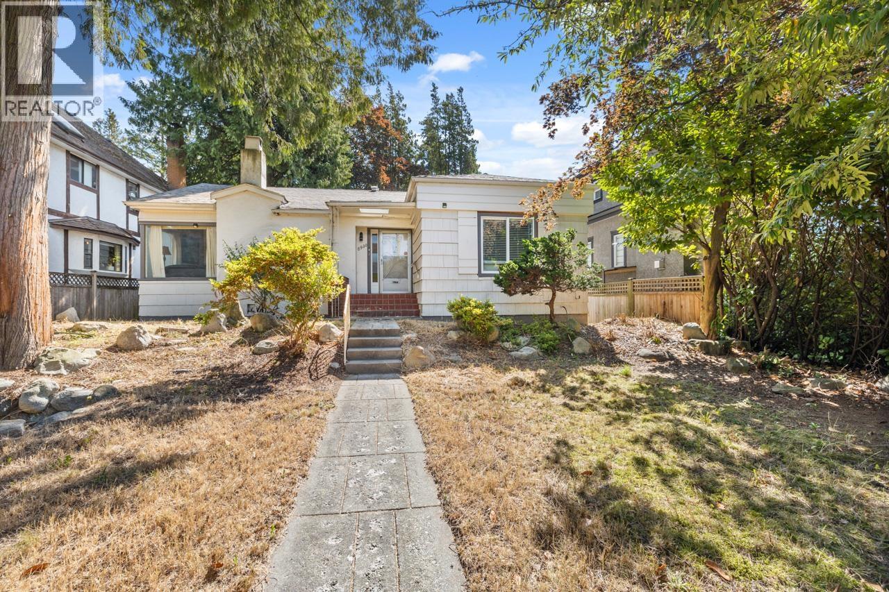 6930 GRANVILLE STREET|Vancouver, British Columbia V6P4X5