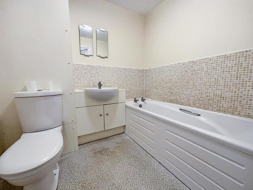 Additional image 13 of Berkeley Close, Eccleshill, BD2 3DR