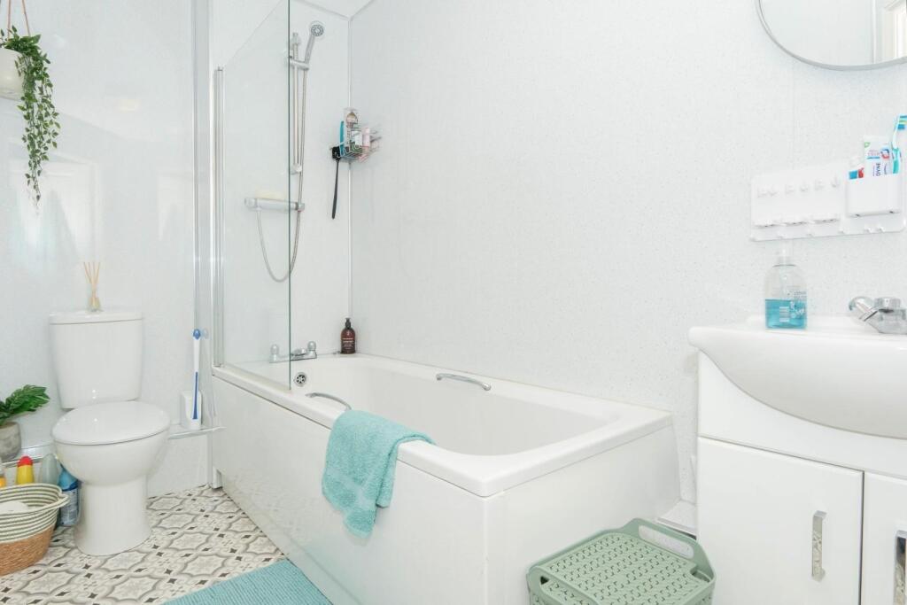 Additional image 4 of Chapman Road, Thornbury, BD3 7FE