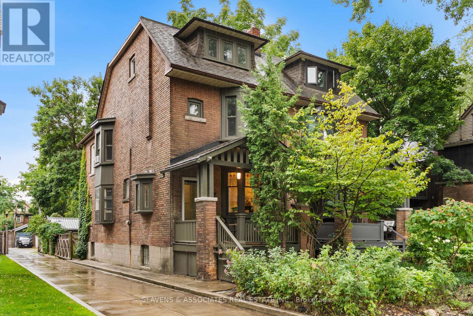 Property image for 37 CONSTANCE STREET|Toronto (High Park-Swansea), Ontario M6R1S3