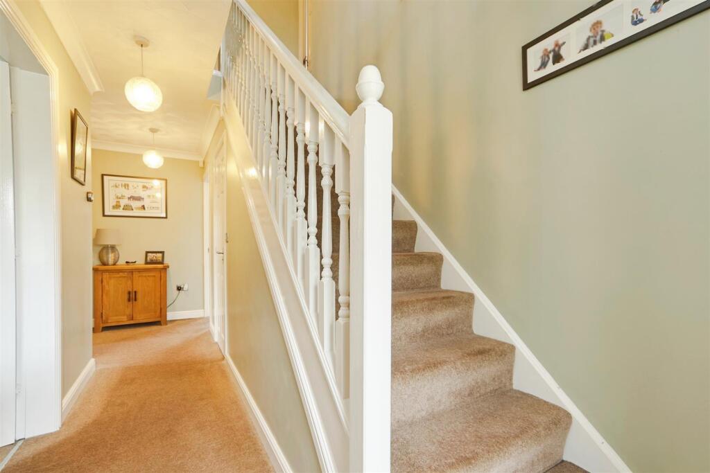 Additional image 4 of Hayfields Close, Keighley, BD22 6SB