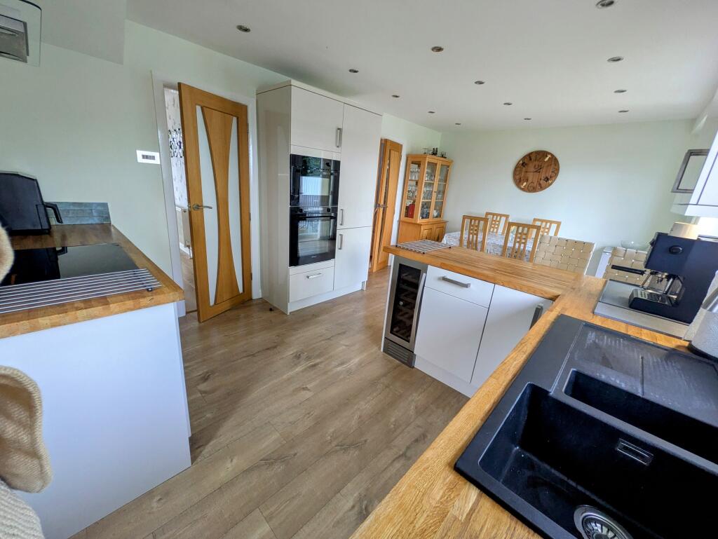 Additional image 9 of Foster Park Road, Bradford, BD13