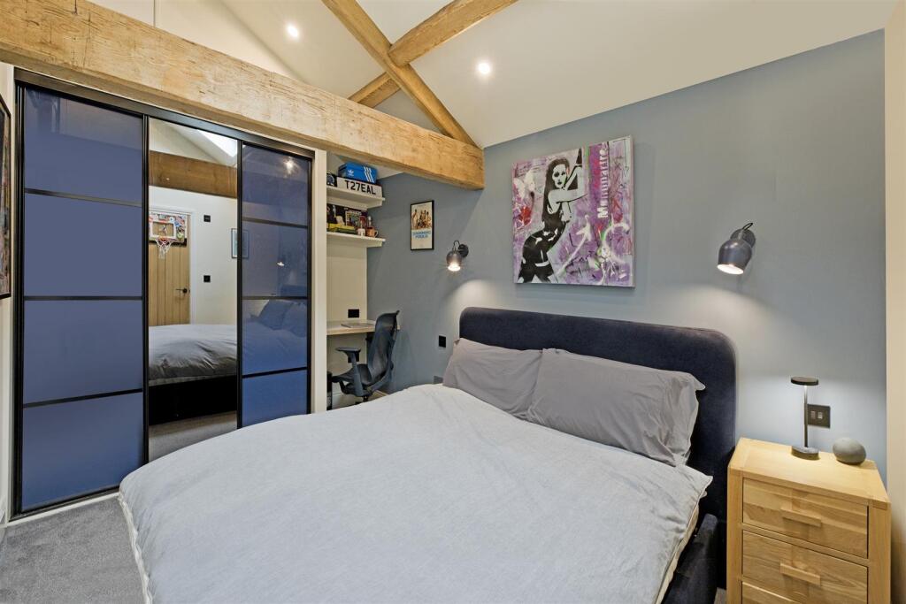 Additional image 15 of Cracked Castle Barn, Skyreholme