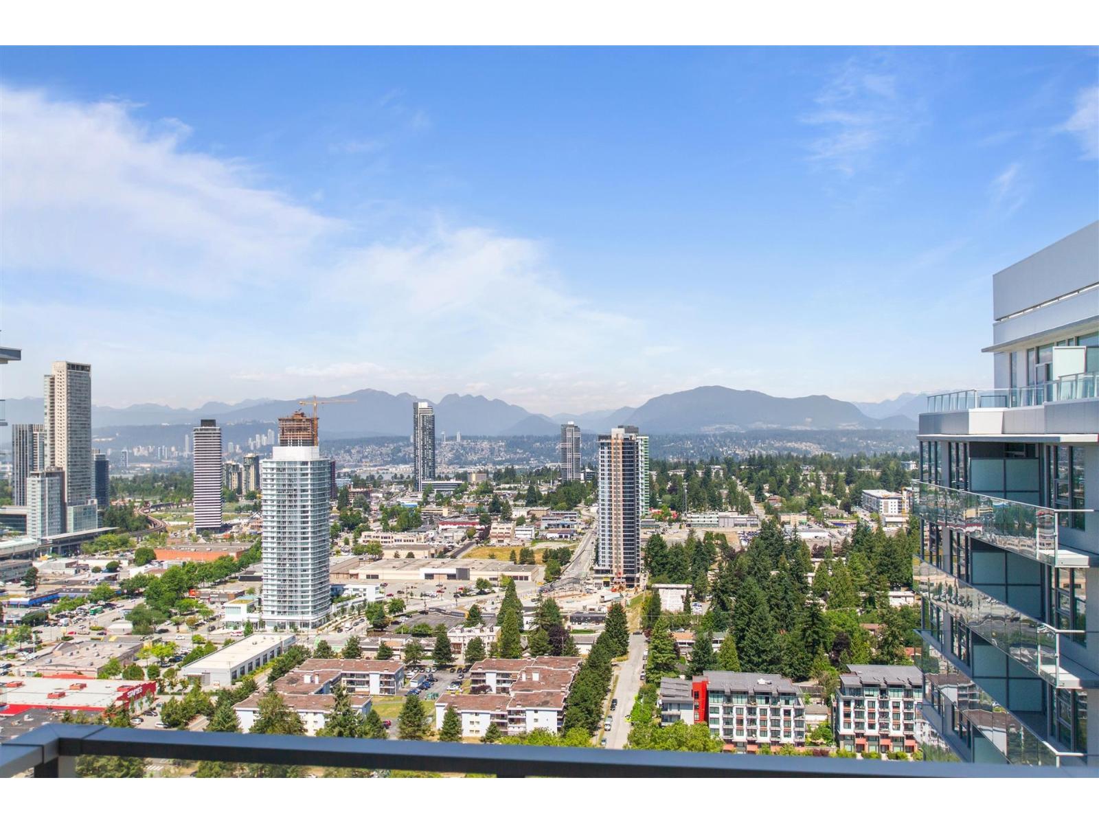 3607 13768 100 AVENUE|Surrey, British Columbia V3T0V2