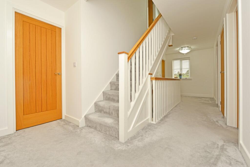 Additional image 16 of Kensington Way, Gomersal, Cleckheaton, West Yorkshire, BD19