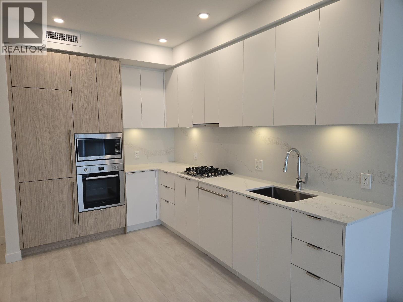 2801 537 COTTONWOOD AVENUE|Coquitlam, British Columbia V3J0S4