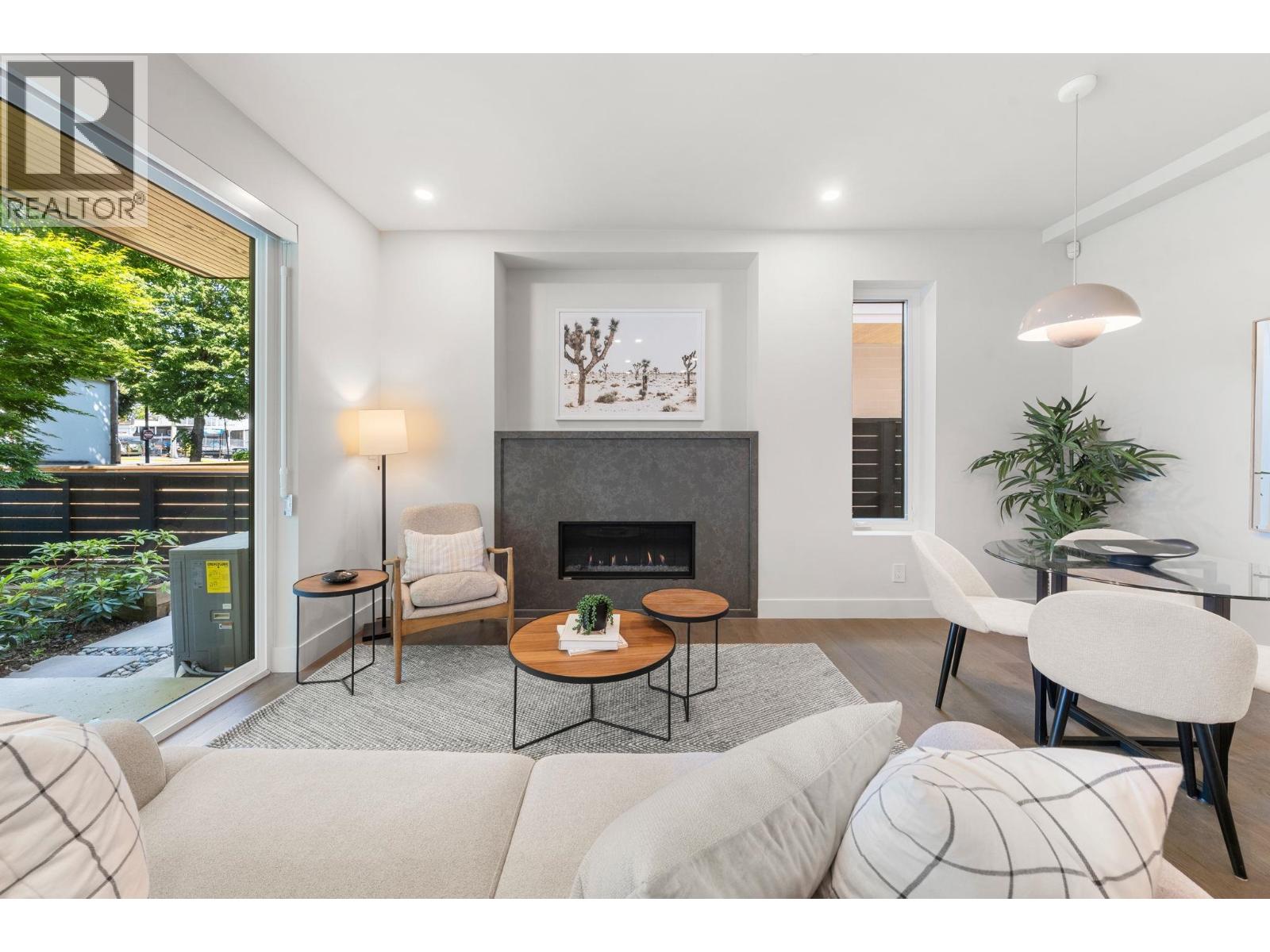 1 638 E 46TH AVENUE|Vancouver, British Columbia V5W2A3