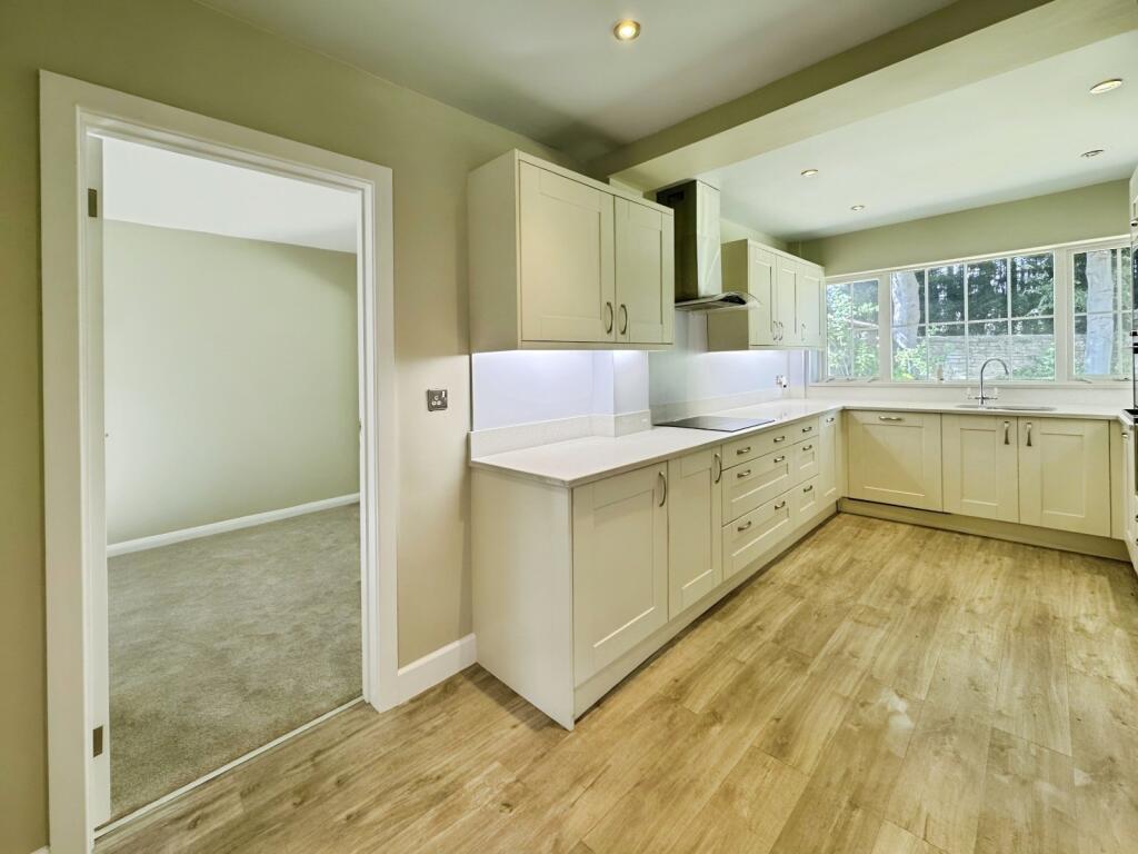 Additional image 3 of Latham Court, Gomersal, BD19