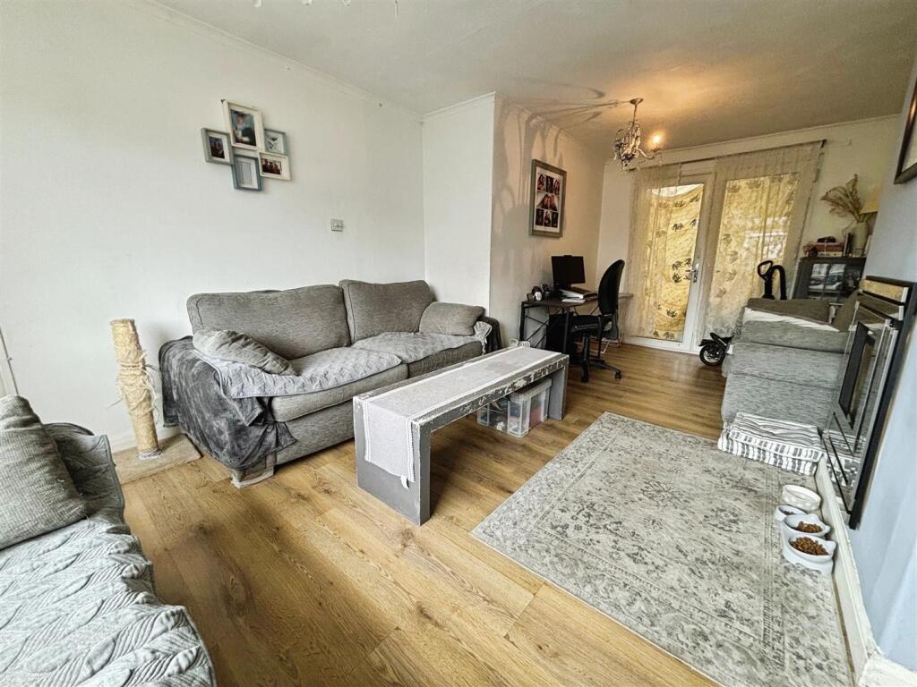 Additional image 4 of Fagley Drive, Bradford, BD2 3LE