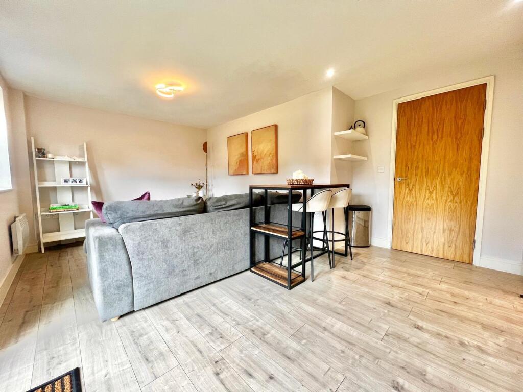 Additional image 9 of Waterside View, Harrogate Road, Bradford, West Yorkshire, BD10