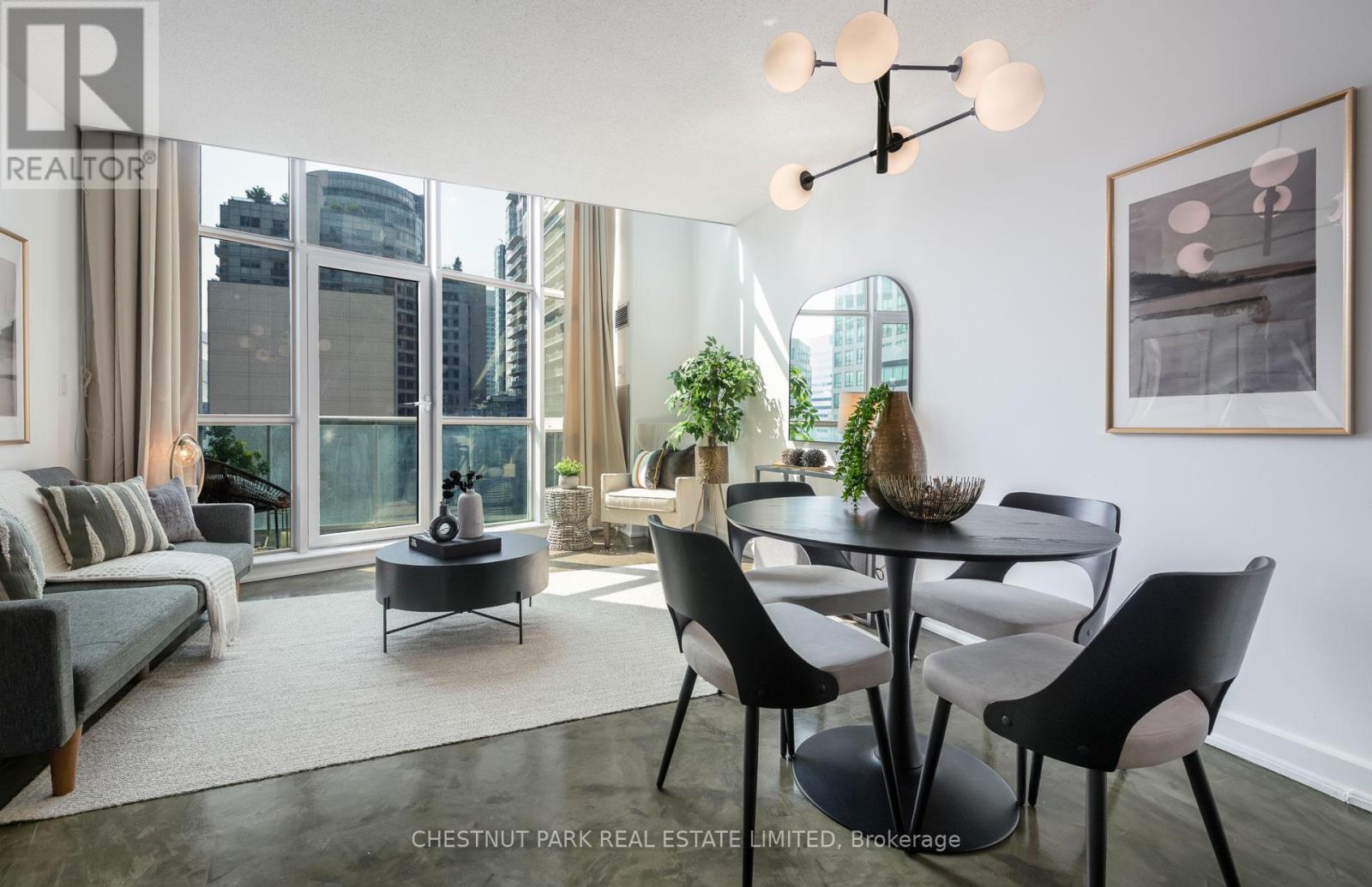 917 - 36 BLUE JAYS WAY|Toronto (Waterfront Communities), Ontario M5V3T3