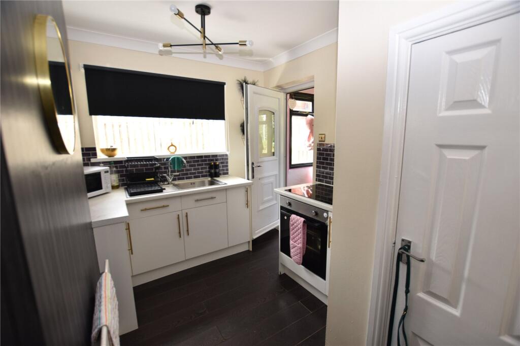 Additional image 14 of Fenby Avenue, Bradford, West Yorkshire