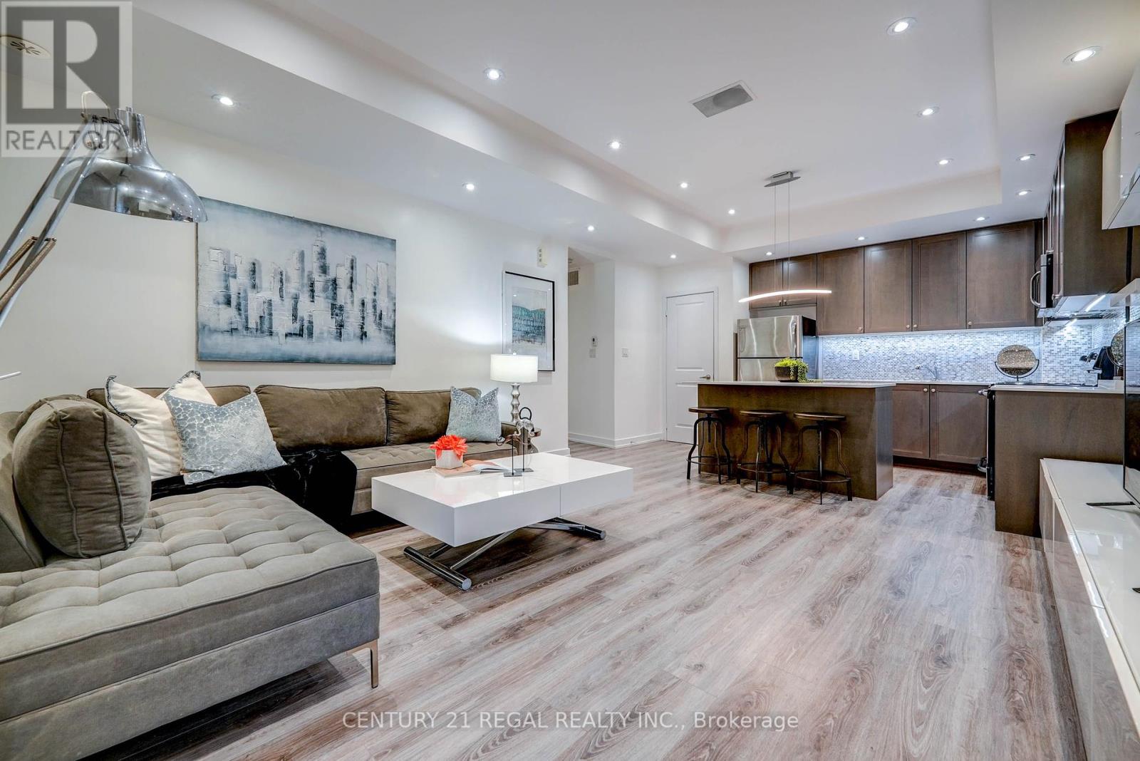 Property image for 5B - 867 WILSON AVENUE|Toronto (Downsview-Roding-CFB), Ontario M3K0A4