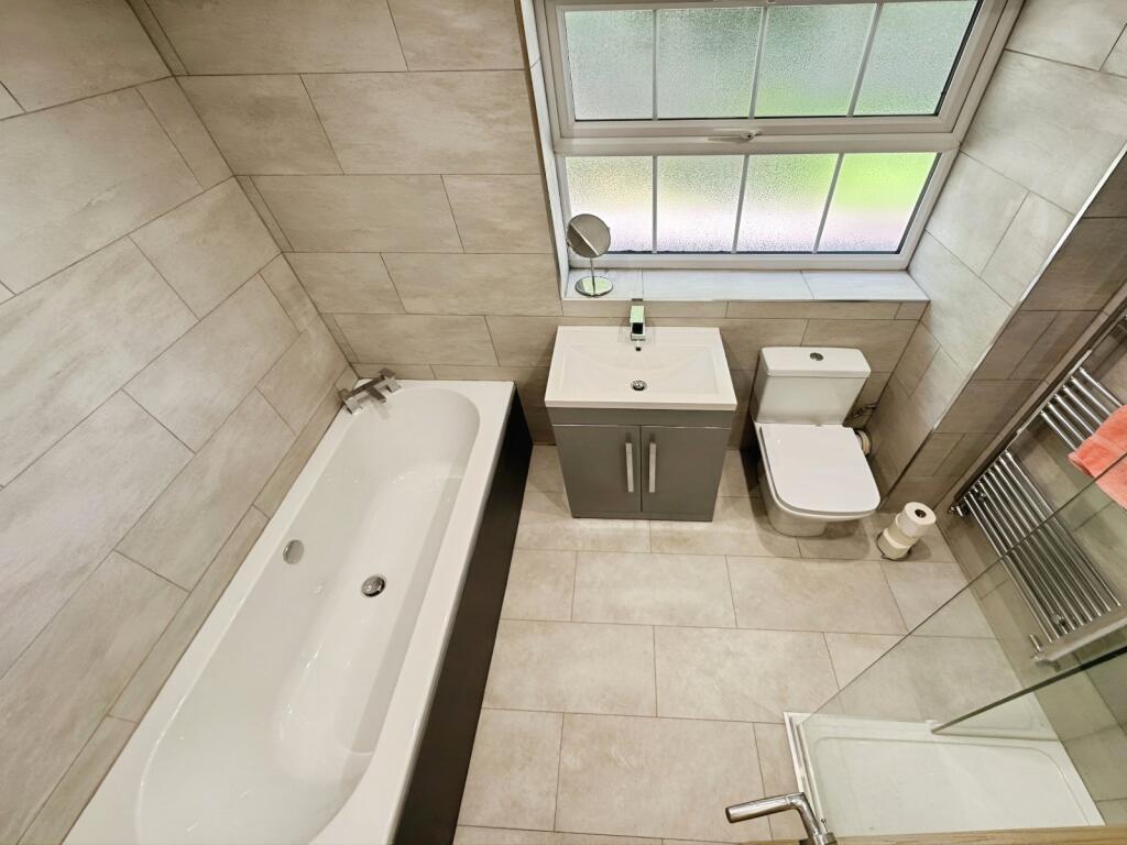 Additional image 6 of Latham Court, Gomersal, BD19