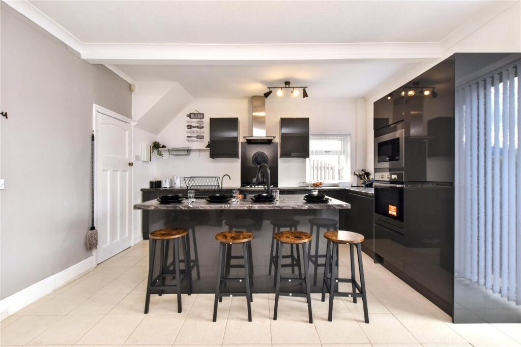 Additional image 18 of Grange Avenue, Bradford, West Yorkshire