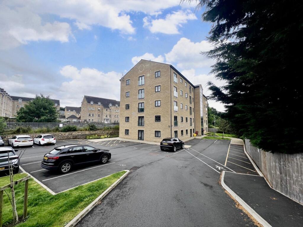 Additional image 22 of Waterside View, Harrogate Road, Bradford, West Yorkshire, BD10