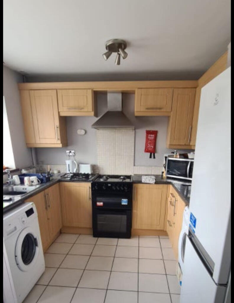 Additional image 2 of Cape street, Bradford, BD1