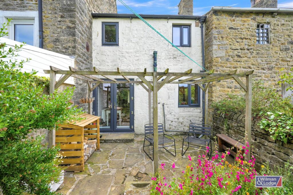 Additional image 16 of Middleton, Cowling