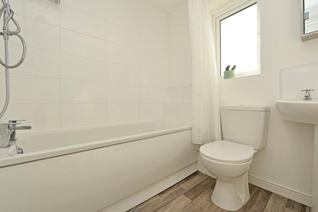 Additional image 14 of Turner Grove, Tyersal, Bradford, West Yorkshire, BD4