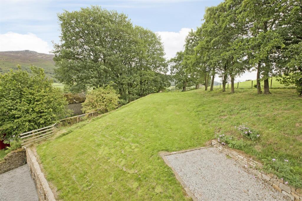 Additional image 24 of Cracked Castle Barn, Skyreholme