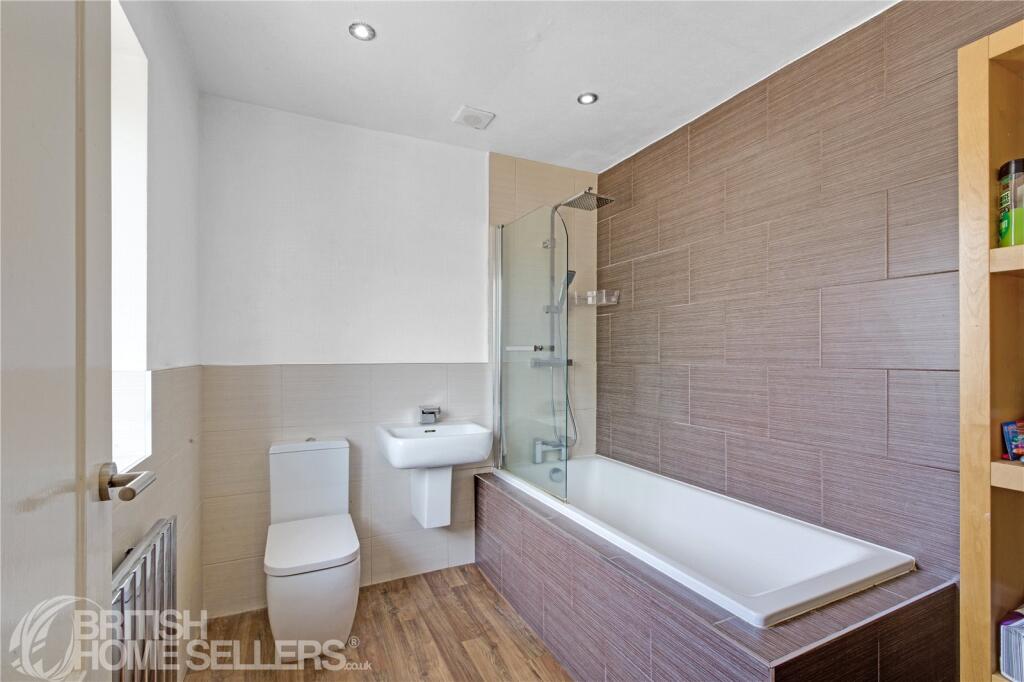 Additional image 12 of Wroe Place, Wyke, Bradford, West Yorkshire, BD12