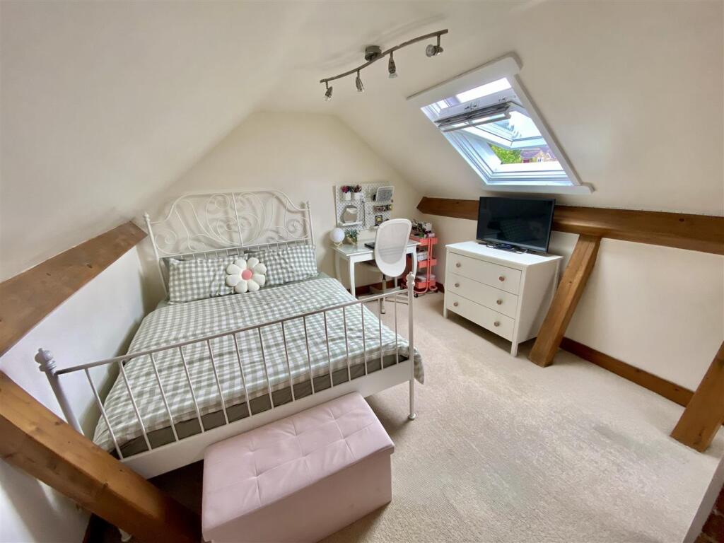 Additional image 24 of Moor Lane, Gomersal