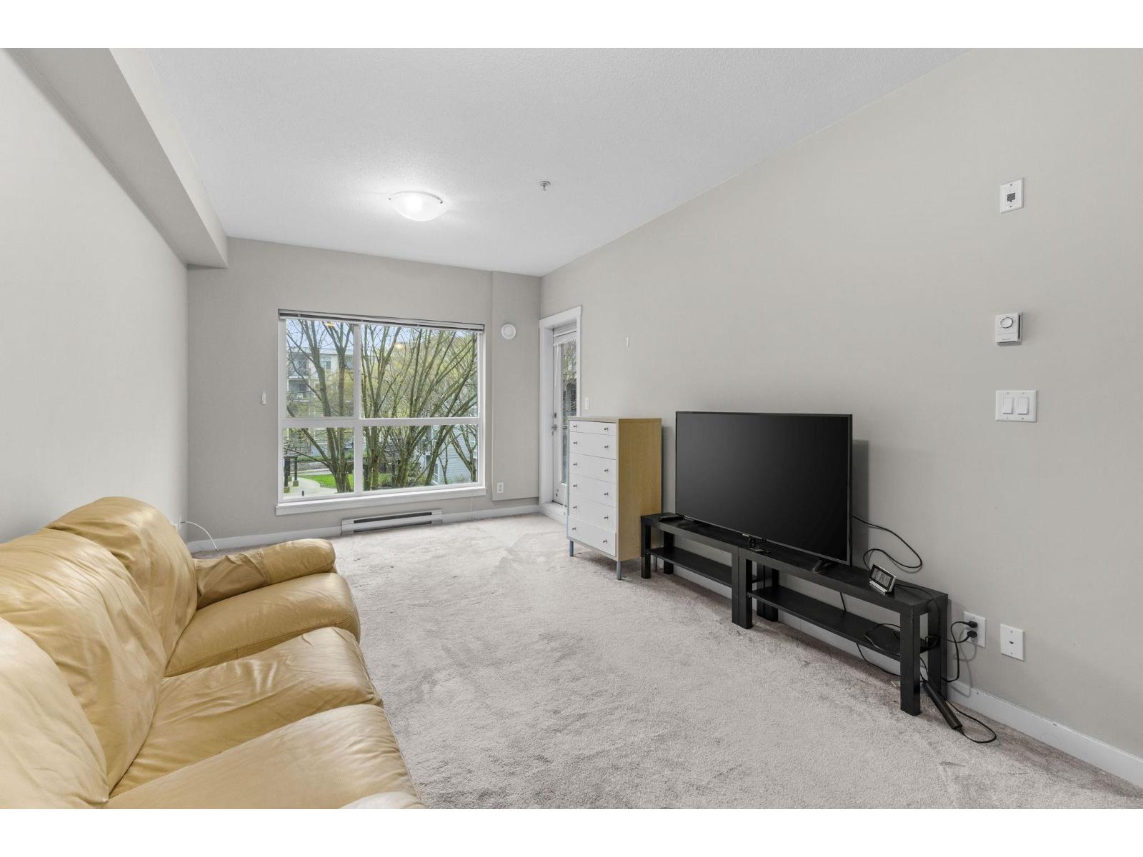 425 13733 107A AVENUE|Surrey, British Columbia V3T0B7
