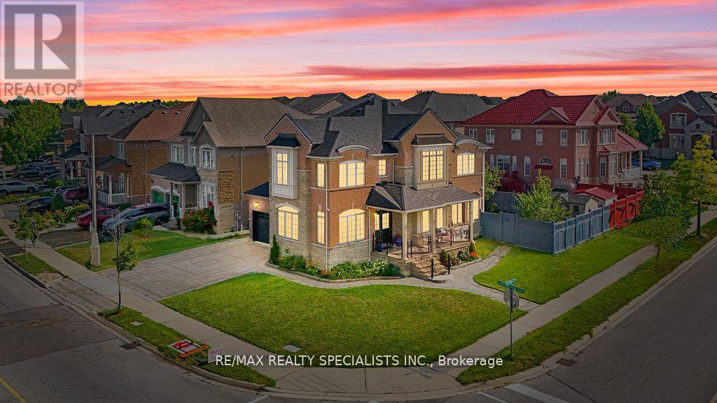 2 SEVERIN STREET|Brampton (Sandringham-Wellington), Ontario L6R0R1