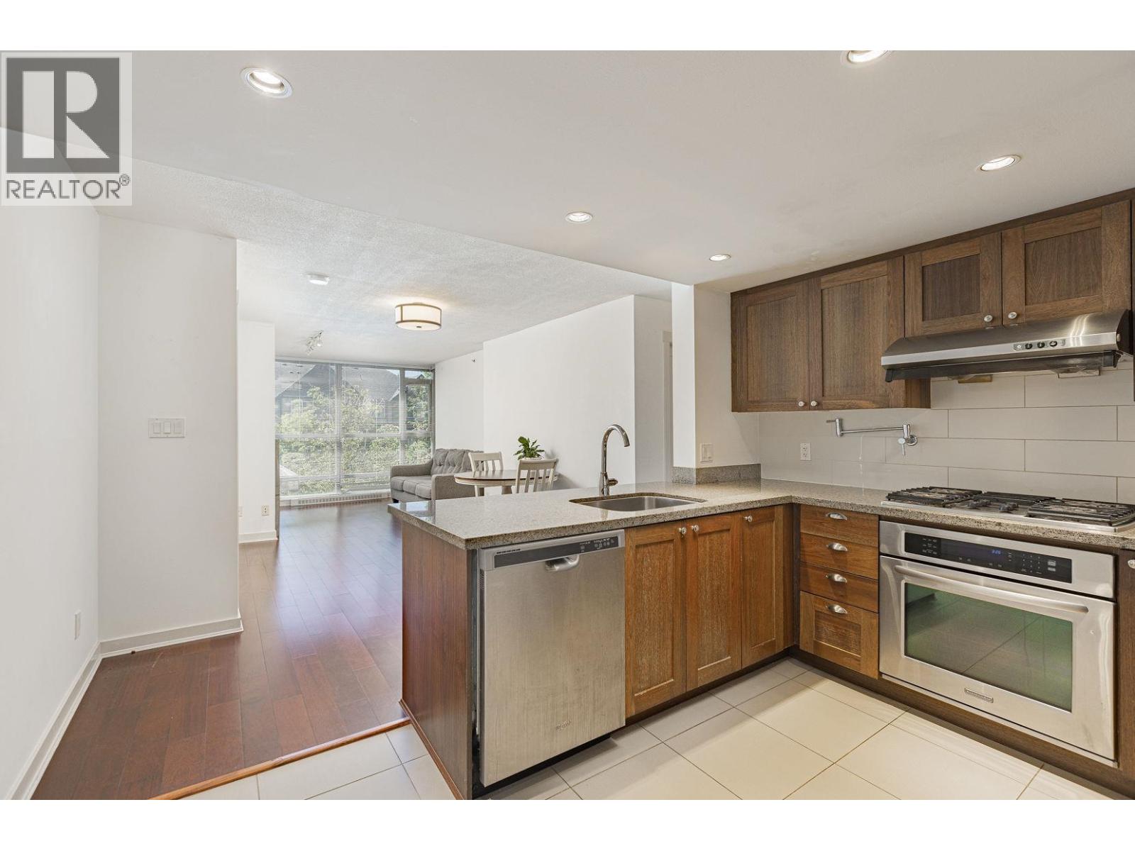 228 9373 HEMLOCK DRIVE|Richmond, British Columbia V6Y0A9