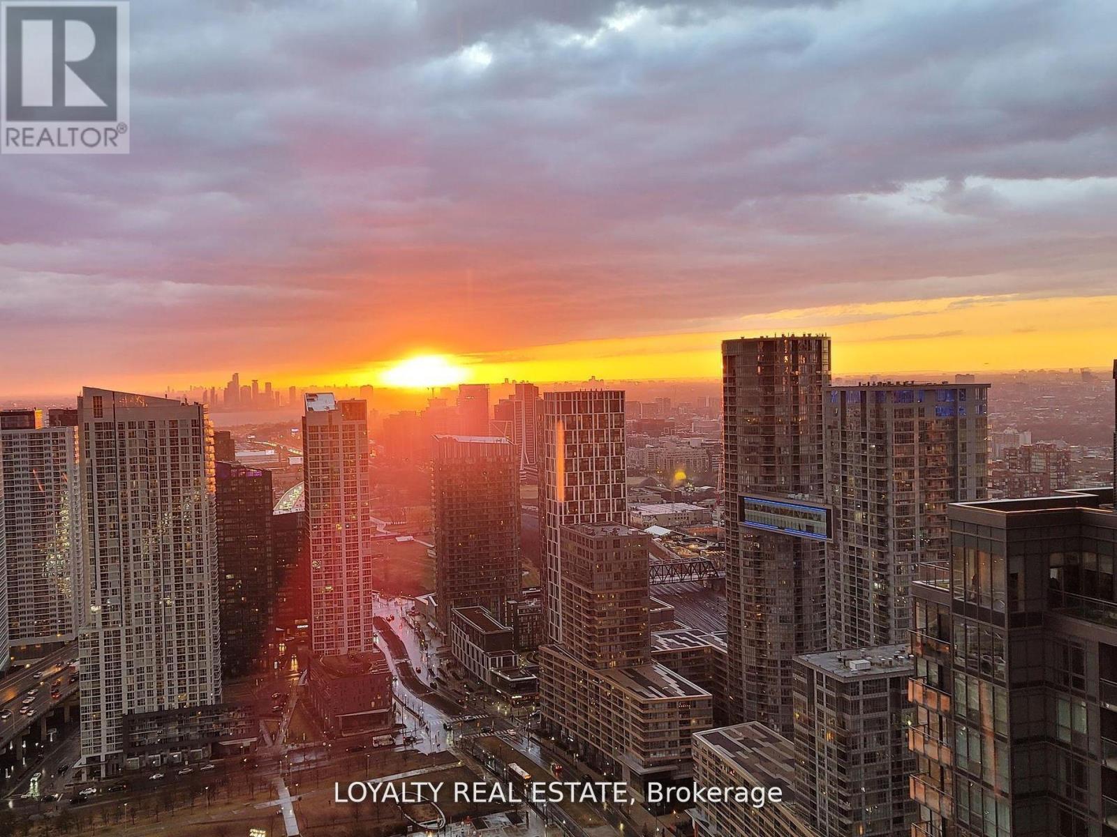 Property image for 5203 - 11 BRUNEL COURT|Toronto (Waterfront Communities), Ontario M5V3Y3