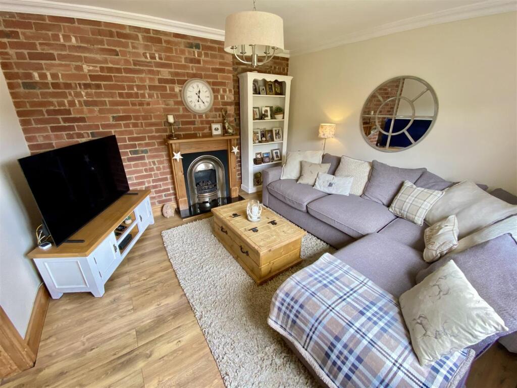 Additional image 6 of Moor Lane, Gomersal