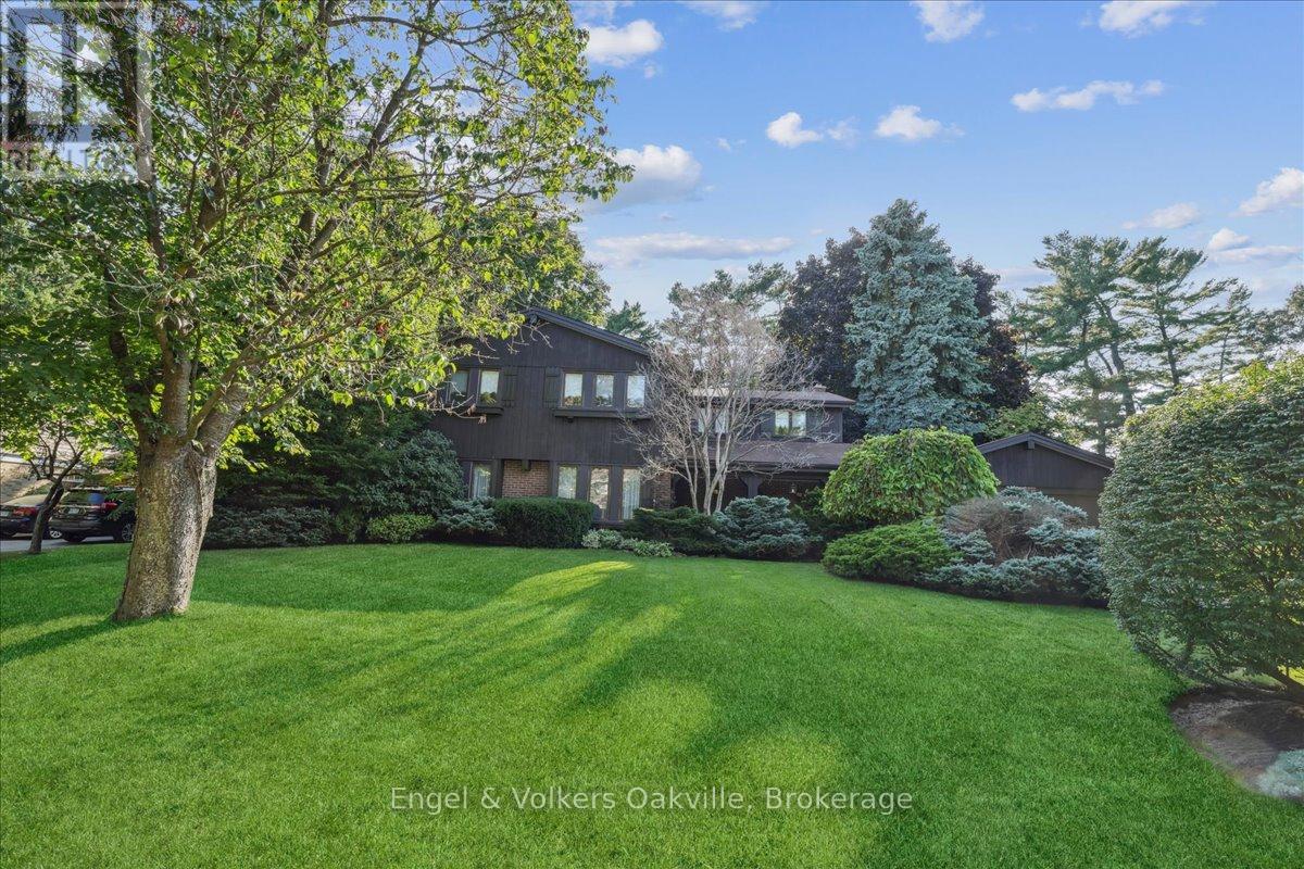 Property image for 250 GATESTONE AVENUE|Oakville (FD Ford), Ontario L6J5R9