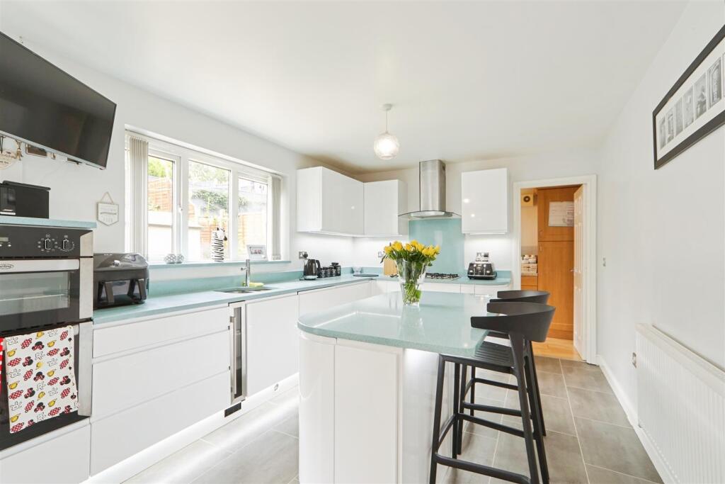 Additional image 14 of Hayfields Close, Keighley, BD22 6SB