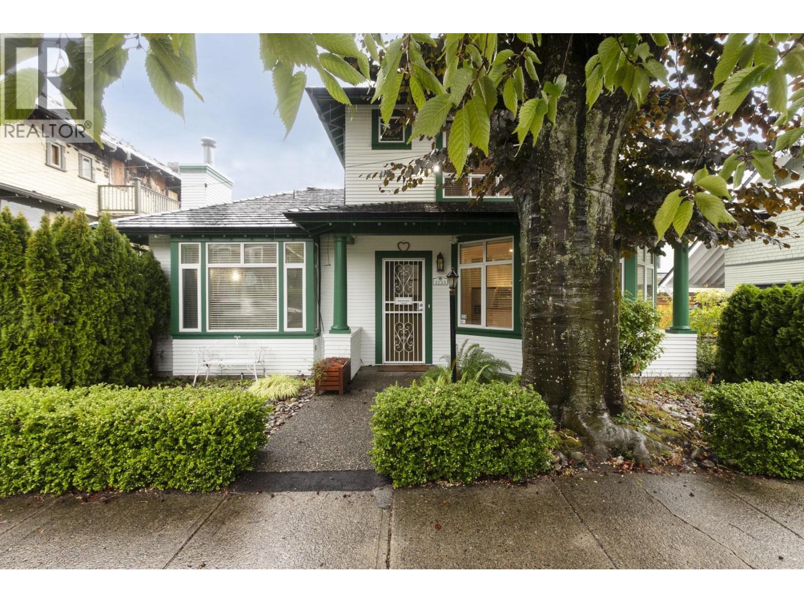 3135 MAPLE STREET|Vancouver, British Columbia V6J5K7
