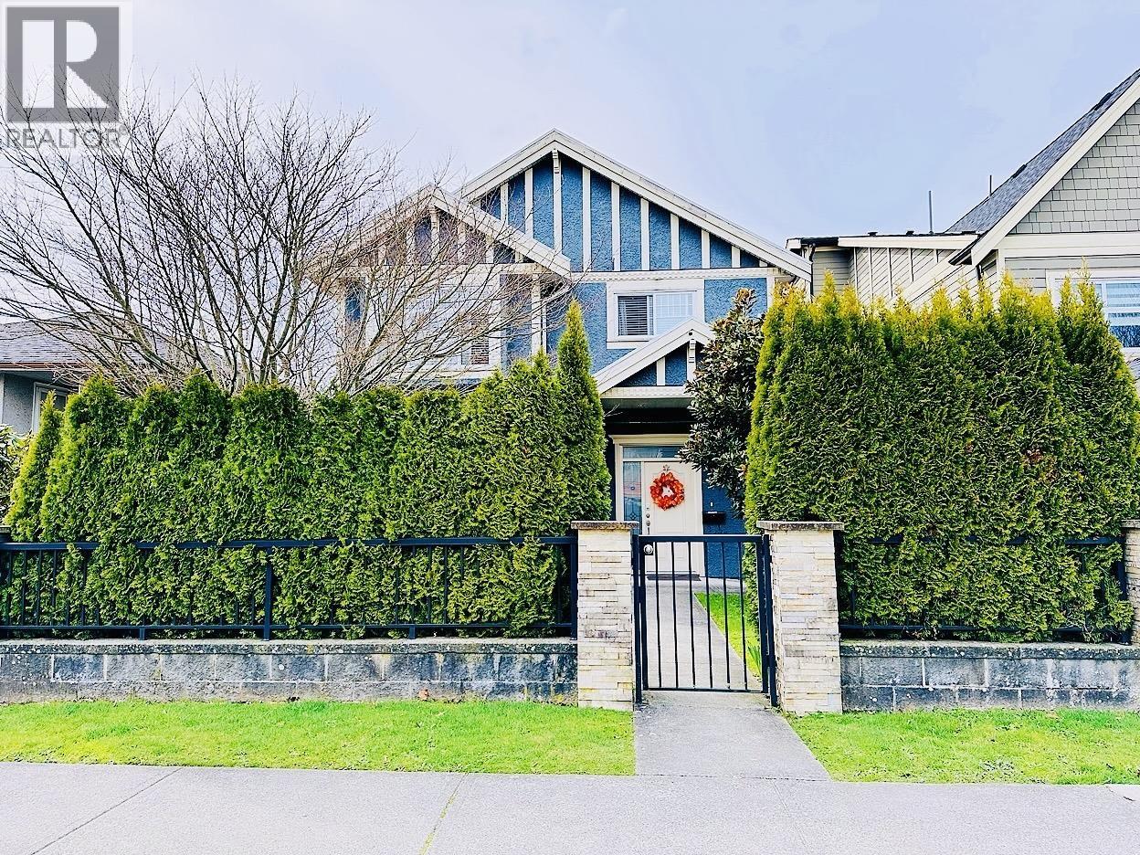 6451 BEATRICE STREET|Vancouver, British Columbia V5P3R5