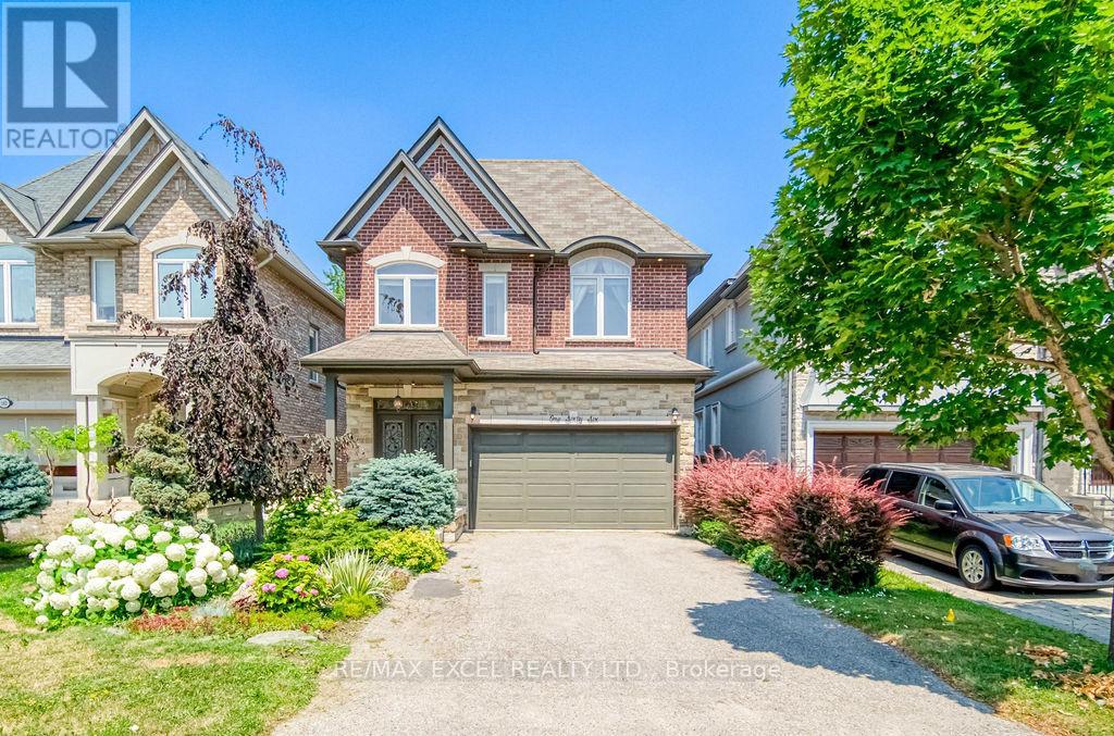 166 TOWNSGATE DRIVE|Vaughan (Crestwood-Springfarm-Yorkhill), Ontario L4J8J5