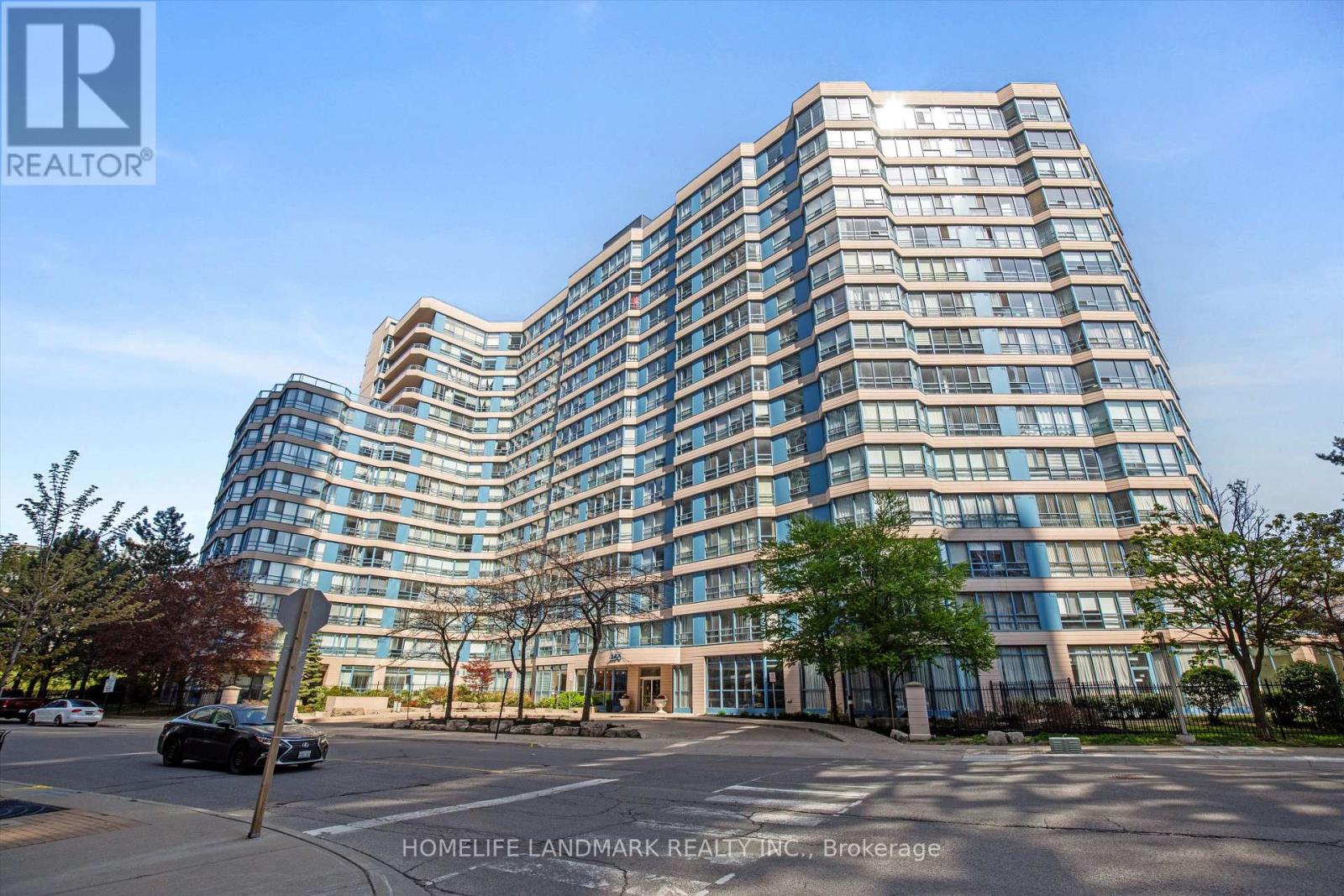 704 - 250 WEBB DRIVE|Mississauga (City Centre), Ontario L5B3Z4