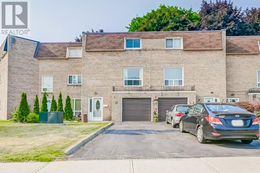 Property image for 51 - 39 LEXINGTON AVENUE|Toronto (West Humber-Clairville), Ontario M9V2G4