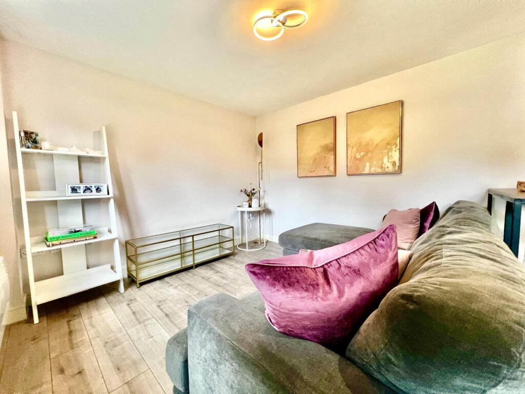 Additional image 2 of Waterside View, Harrogate Road, Bradford, West Yorkshire, BD10