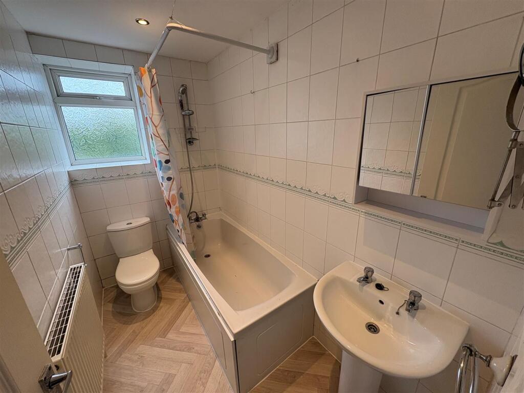 Additional image 9 of Ford, Queensbury, Bradford